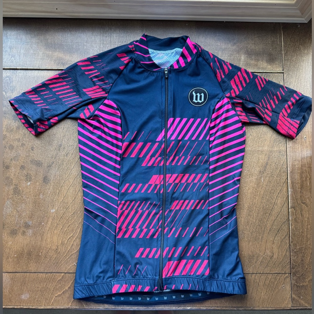 XS Navy and pink Wattie Ink cycling top